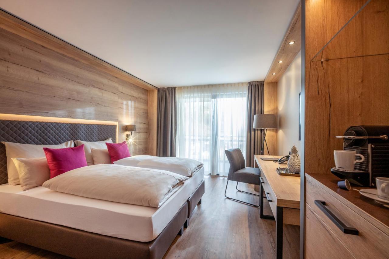 Hotel Adapura 4*